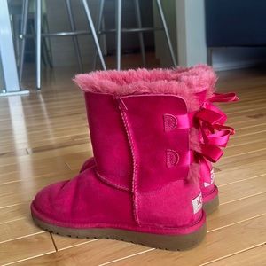 Hot pink uggs!
